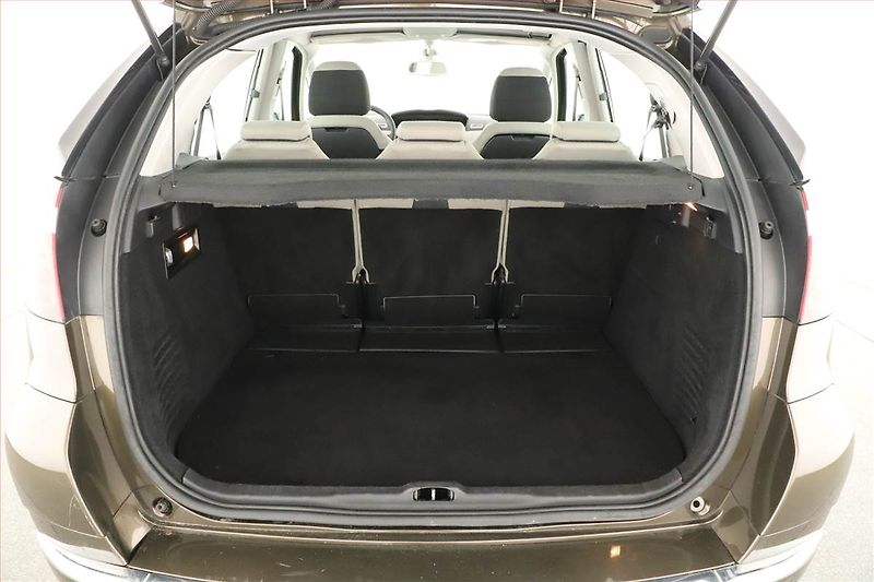 Citroën C4 Picasso (2013) 1.6 HDi, Tempomat - fotka 15 z 16