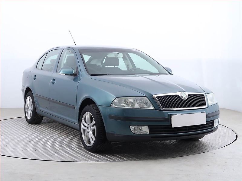 Škoda Octavia (2004) 1.6, nová STK, jezdí výborně - fotografie inzerátu