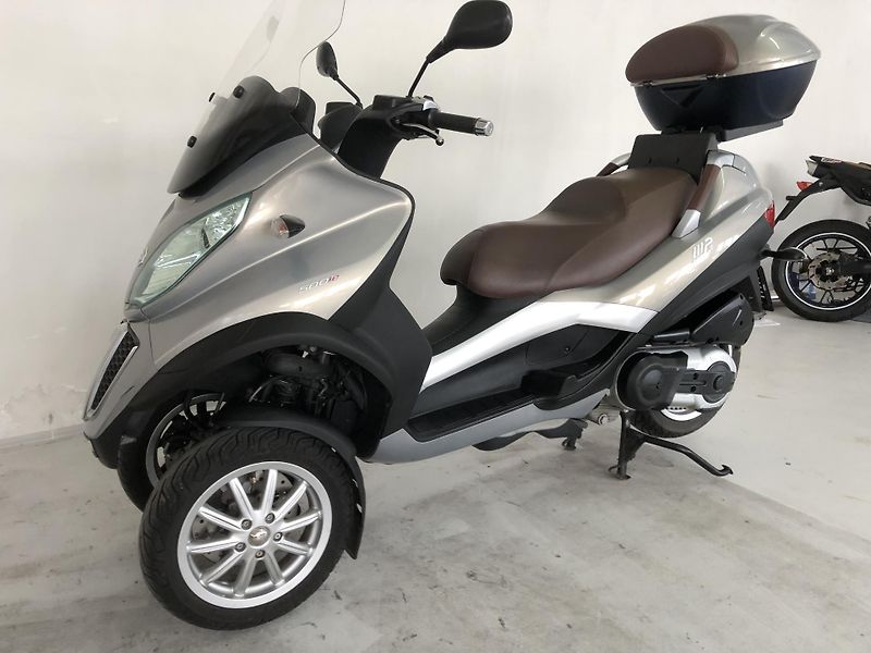 Piaggio MP3 500 LT - fotka 5 z 19