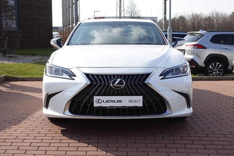 Lexus ES 300h ZLEVNĚNO 2,5HSD Elegance Plus - fotka 3 z 37