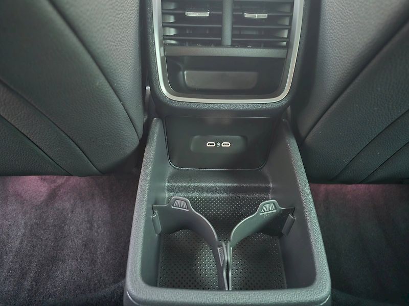 Škoda Octavia (2024) 1,5TSI 110KW Top Selection - fotka 27 z 36