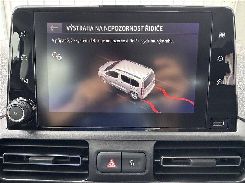 Opel Combo 1,2 T LIFE DPH tažné 1.maj ČR - fotka 41 z 50