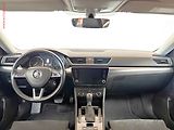Škoda Superb (2017) 2.0 TDI, 2.maj,ČR, Style - náhled 8