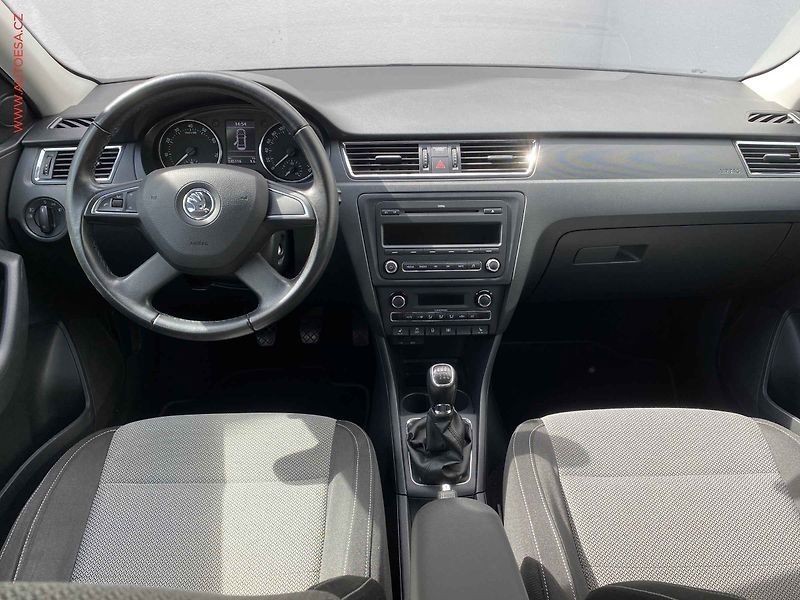 Škoda Rapid (2013) 1.2 TSi, Elegance - fotka 8 z 18