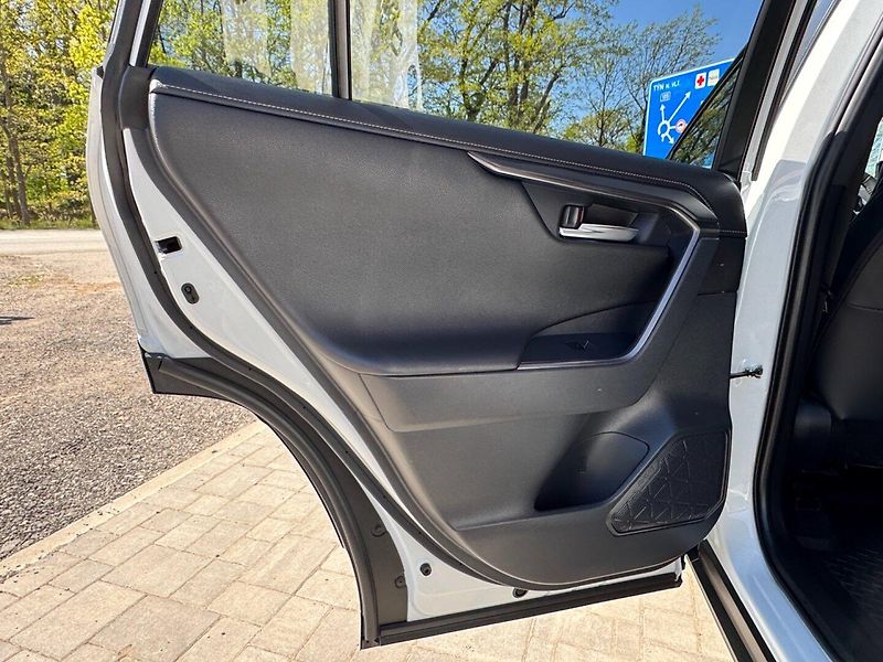 Toyota RAV4 (2024) 2.5 Hybrid 4x4 GR,JBL - fotka 10 z 30