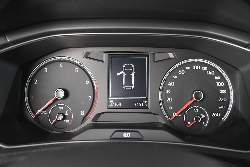 Volkswagen T-Roc (2022) Sport 1.5TSI 110kW DSG,tažné - fotka 17 z 25