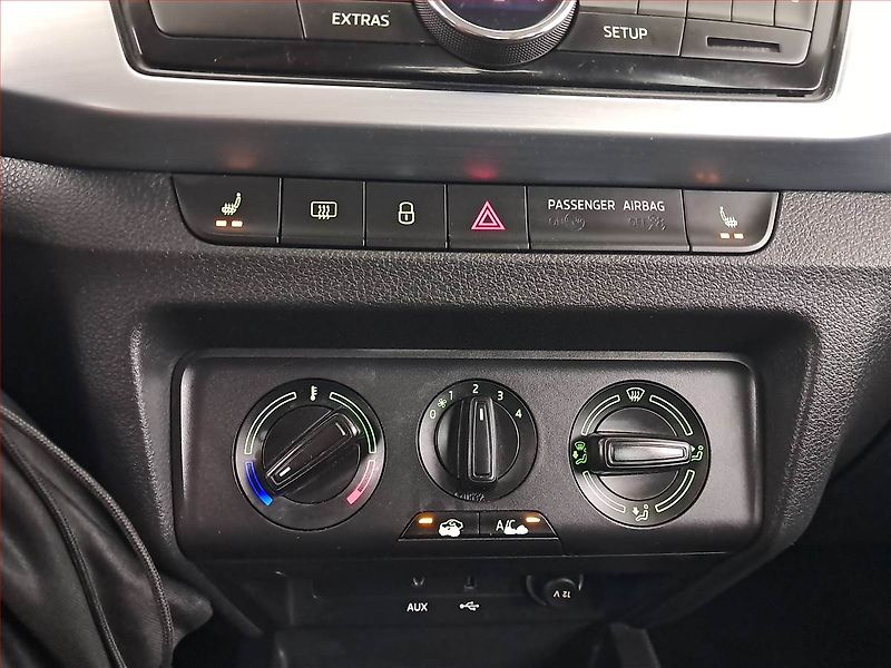 Škoda Fabia (2018) 1.0 TSI, Tempomat - fotka 15 z 18