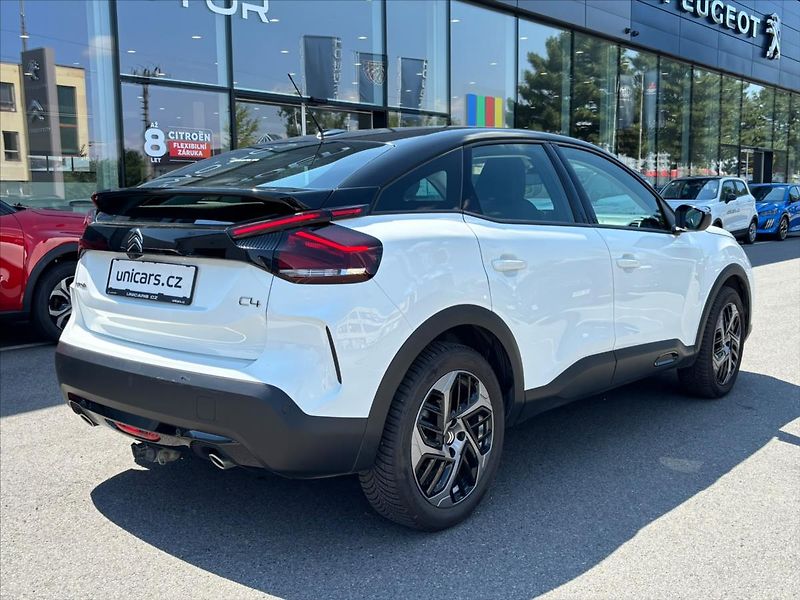 Citroën C4 1,2 PureTech  Feel Pack ZÁRUKA - fotka 6 z 23