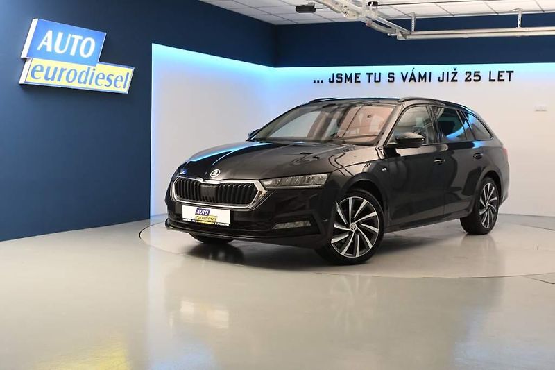 Škoda Octavia (2023) 2.0 LED DSG ACC TOUR VIRTUAL T - fotka 2 z 35