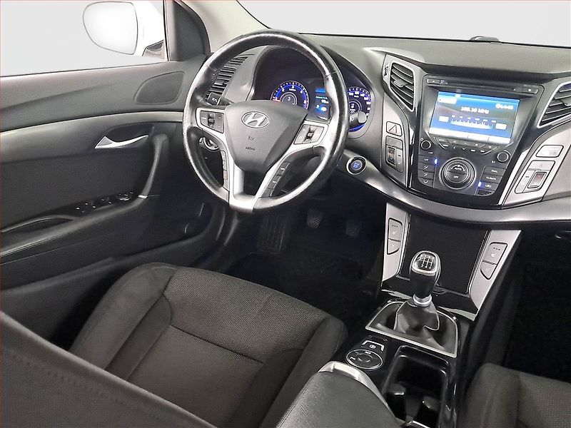 Hyundai i40 (2014) 1.7 CRDi, Serv.kniha, Navi - fotka 7 z 23