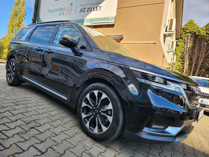 Kia Carnival 2.2-9míst-REZERVACE - fotka 6 z 38