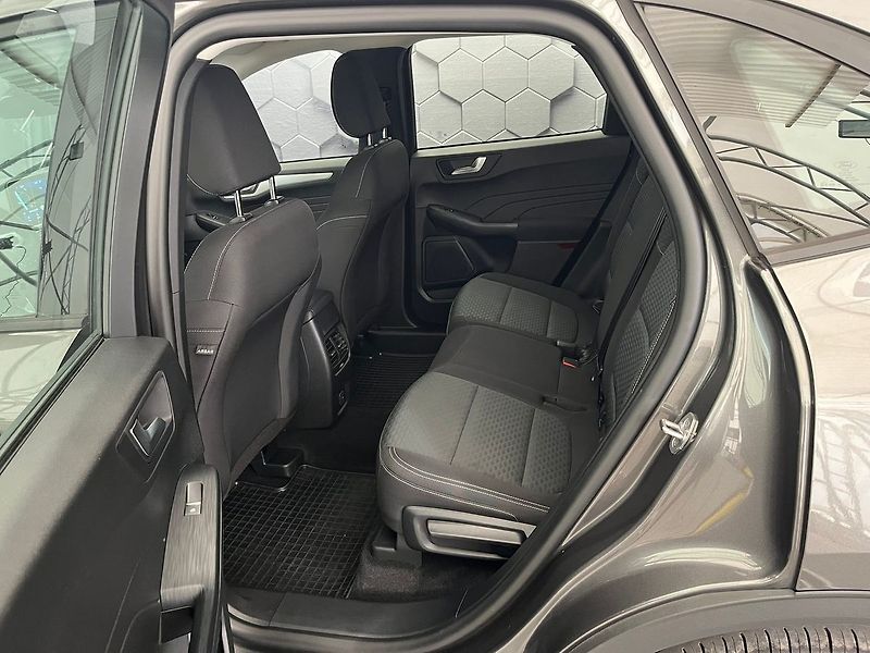 Ford Kuga 2.5 Duratec FHEV  COOL&CONNECT - fotka 26 z 65