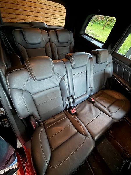 Mercedes-Benz GL (2014) 4.7 /320kW AMG paket - fotka 8 z 10