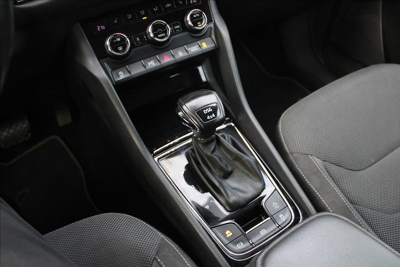 Škoda Kodiaq 2,0 TDi  WEBASTO, DSG, 4 x 4 - fotka 18 z 37