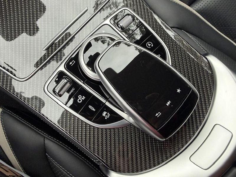 Mercedes-Benz GLC AMG GLC 63S 4MATIC+ V8 BITURBO - fotka 30 z 46