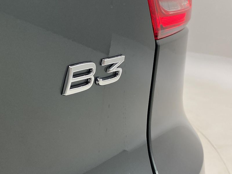 Volvo XC40 (2026) B3 AUT DARK PLUS - fotka 20 z 59