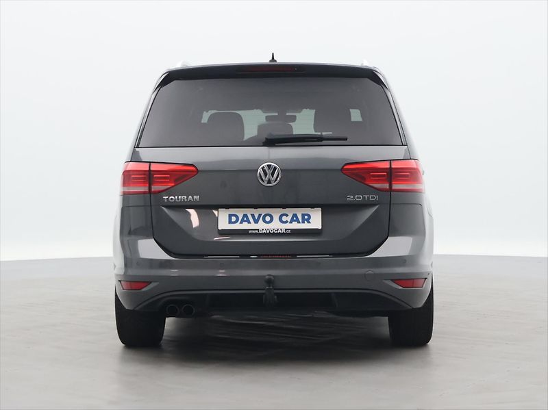 Volkswagen Touran 2,0 TDI 110kW Highline DSG - fotka 6 z 39