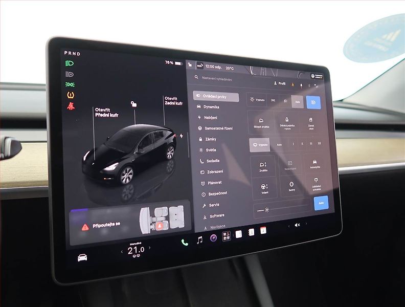 Tesla Model Y (2023) RWD LFP 60kWh, SoH 93% - fotka 23 z 32