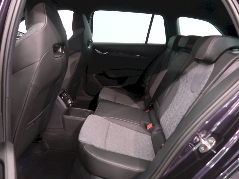 Škoda Octavia (2025) SPORTLINE 1.5TSI 110KW CANTON - fotka 15 z 41