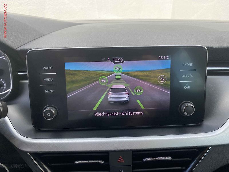 Škoda Kamiq (2023) 1.5 TSi, Ambition, LED - fotka 16 z 17