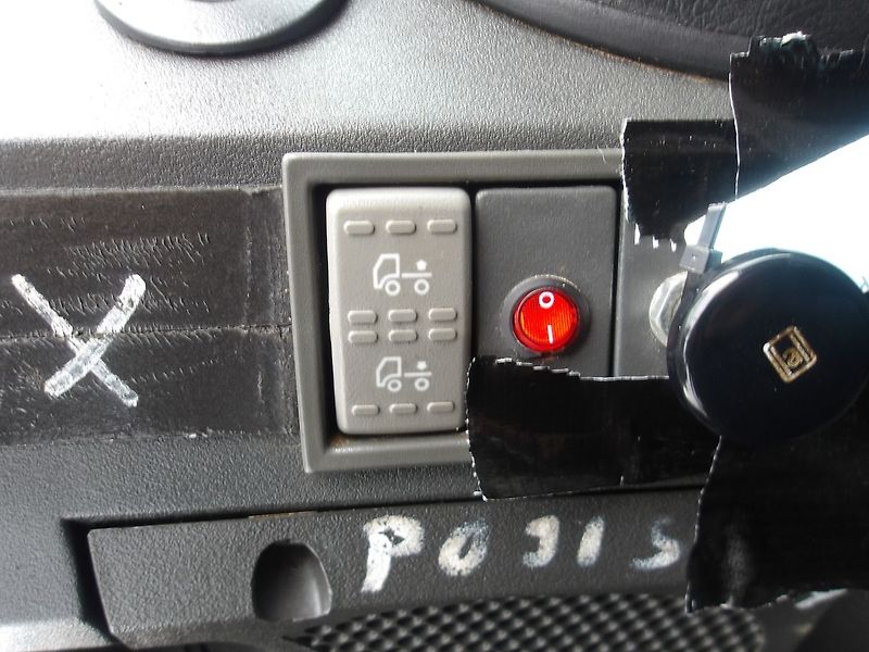 Iveco Daily 2,3 JTD SKLÁPĚČ 7 MÍST !!! - fotka 24 z 24