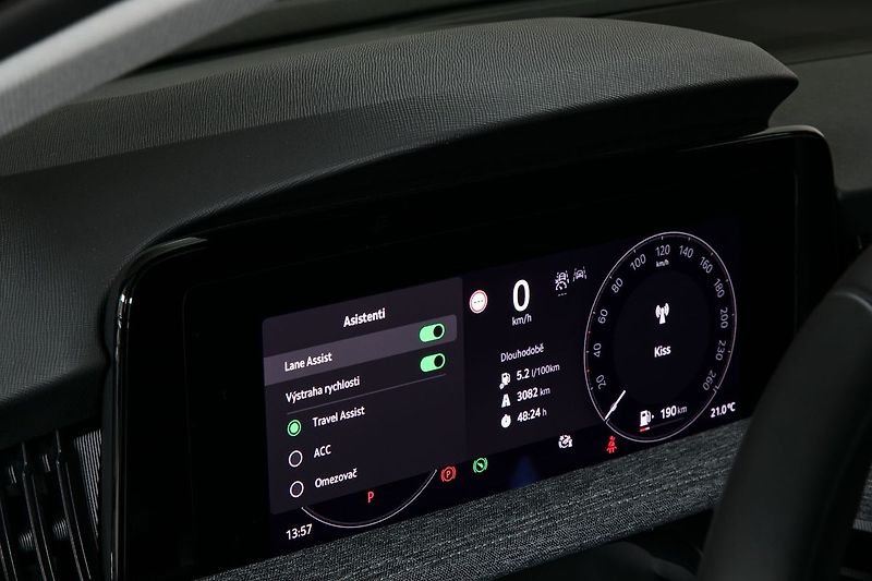 Škoda Superb 2.0 TDI 110kW DSG Matrix Tažné - fotka 27 z 31
