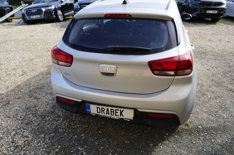 Kia Rio (2021) 1,2 1MAJ NOVÉ V ČR - fotka 3 z 28