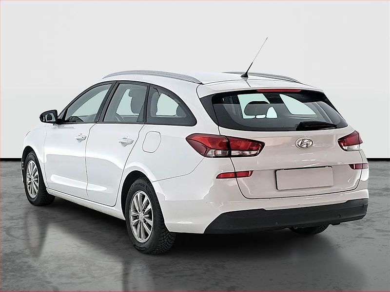 Hyundai i30 (2019) 1.6 CRDi, Tempomat - fotka 4 z 17