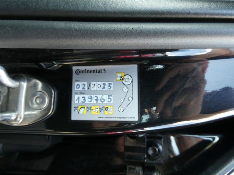 Škoda Octavia 2,0 TDi 135kW RS serviska,2.ma - fotka 33 z 51