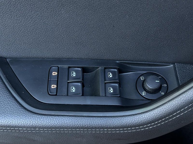 Škoda Superb Combi Style+ 2.0TDi 150PS DSG - fotka 15 z 47