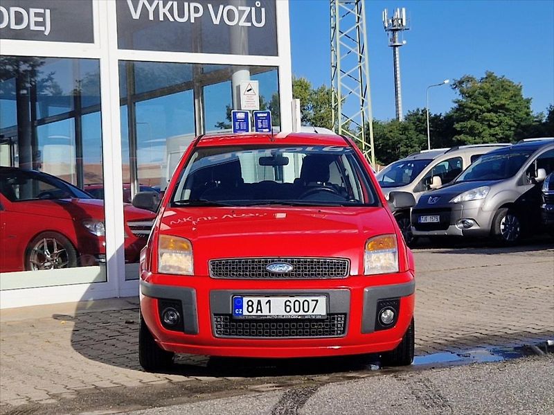 Ford Fusion 1,4 i SENZORY AUTAC PO SERVISU - fotka 8 z 35
