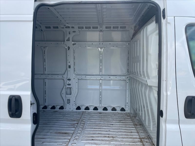Opel Movano 2,2 CDTI 140 L3H2 3.5T - fotka 8 z 11