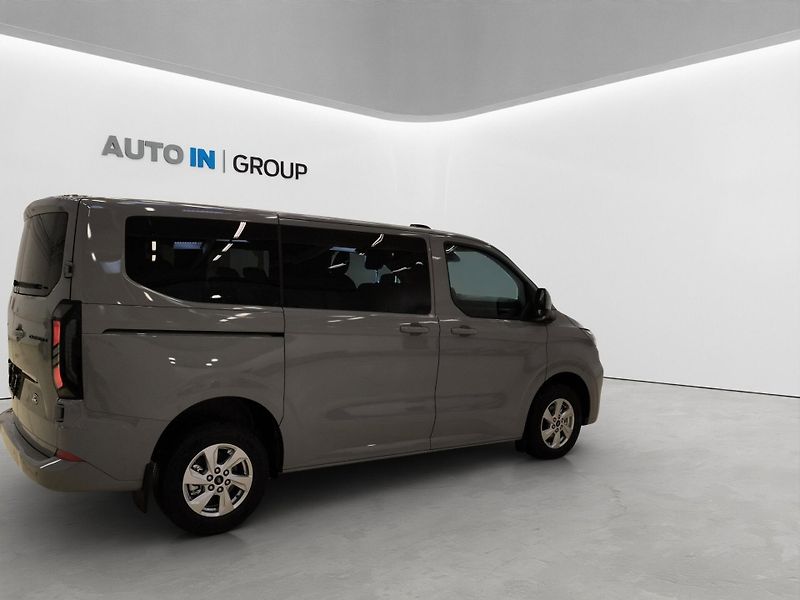 Ford Transit Custom (2026) kombi 2.0 TDI L2 Limited 100kW - fotka 7 z 19