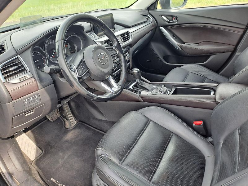 Mazda 6 (2016) 2.2 4x4 SKYACTIV 129 KW - fotka 9 z 31