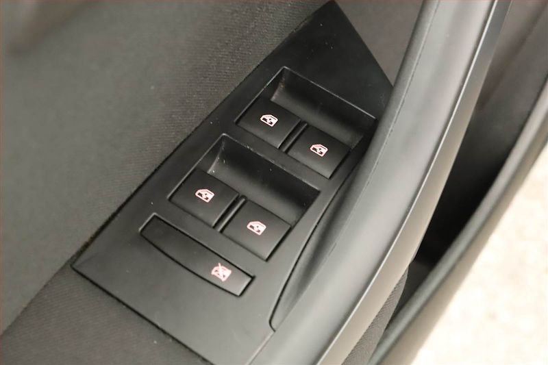 Opel Astra (2016) 1.6 CDTI, ČR,1.maj, Serv.kniha - fotka 13 z 13