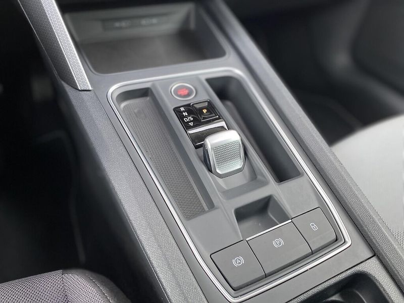 Seat Leon 1,5 e-TSI 85 kW Style DSG - fotka 22 z 27