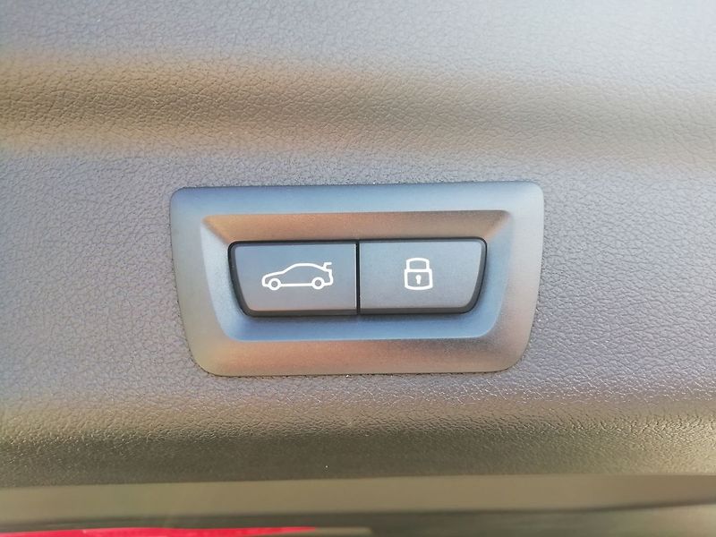 BMW Řada 2 218i 100 kW Active Tourer - fotka 17 z 19