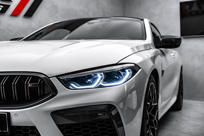 BMW M8 - fotka 9 z 26
