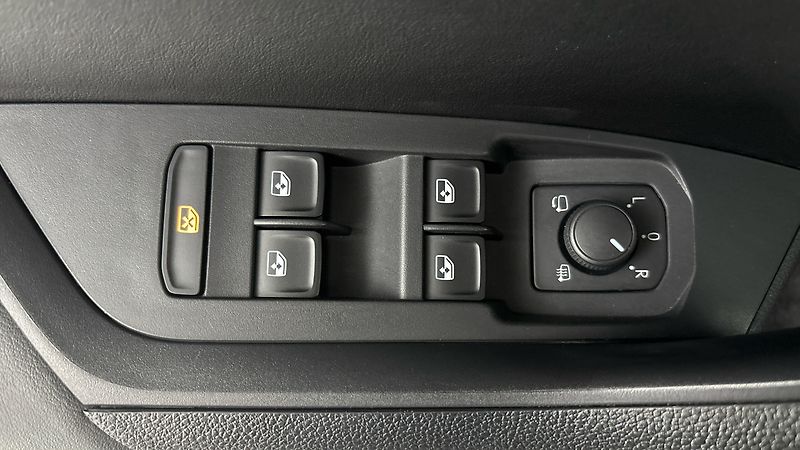 Škoda Kodiaq 2.0 TDI DSG 4x4 L&K - fotka 25 z 34