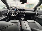 Mercedes-Benz Třídy A 1,3 250e Full Led,Navi,Výhřev - náhled 11
