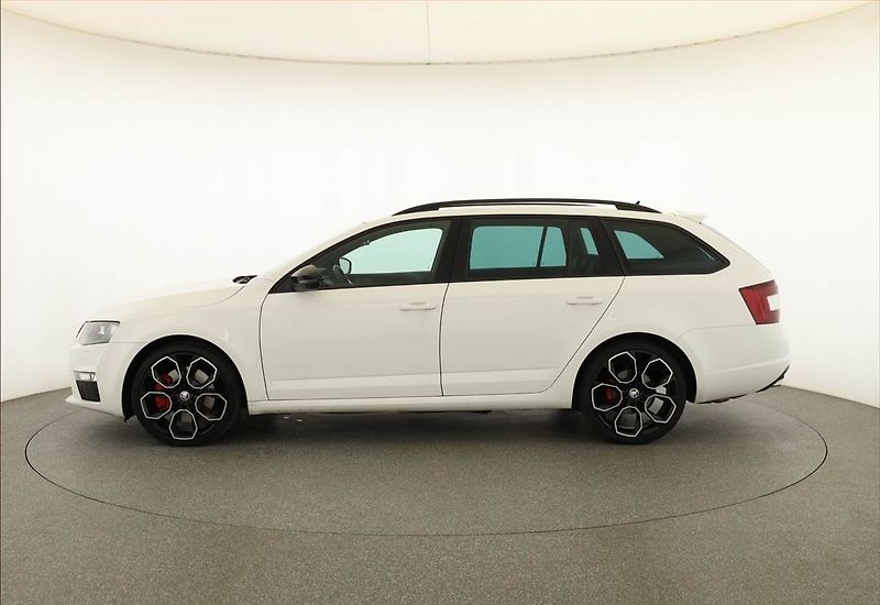 Škoda Octavia (2014) RS 2.0 TDI, Automat, Kůže - fotka 3 z 20