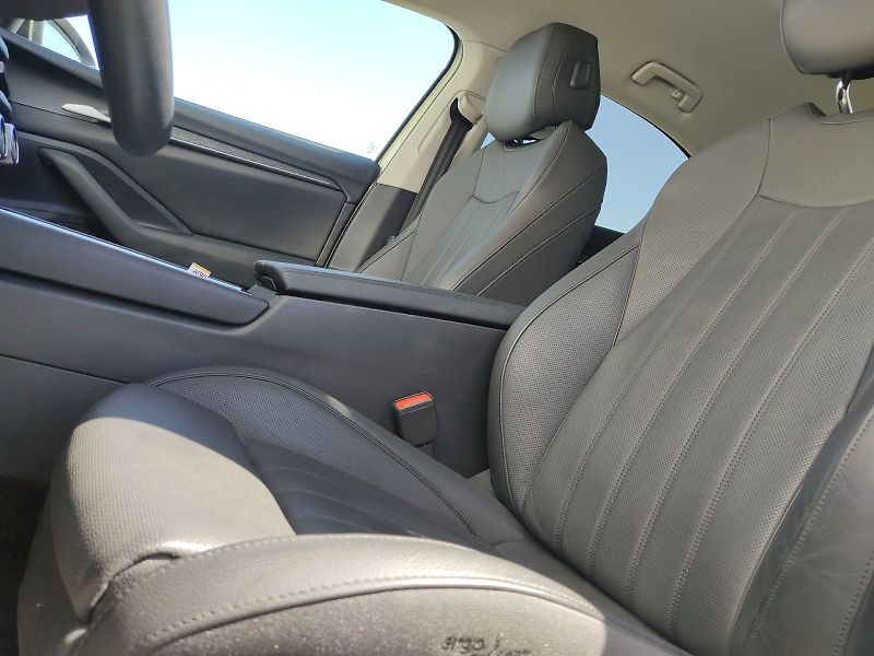 Škoda Superb (2024) Selection 2,0 Tdi 110 Kw DSG - fotka 25 z 38