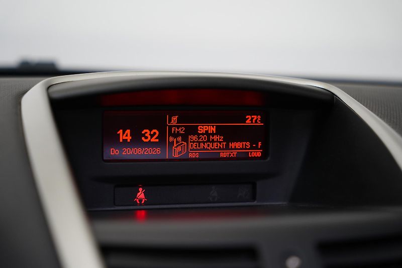 Peugeot 207 - fotka 17 z 23