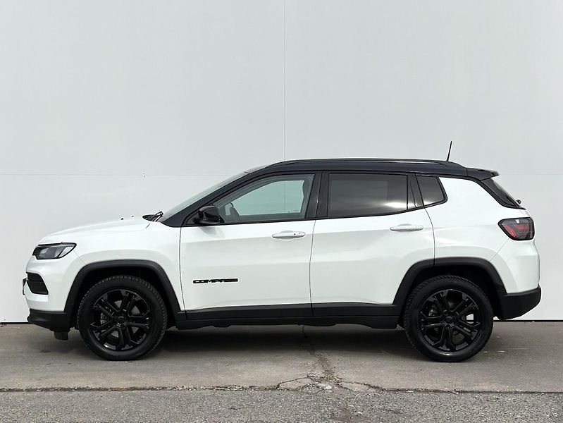 Jeep Compass 1.5 e-Hybrid 96KW Night Eagle - fotka 8 z 22