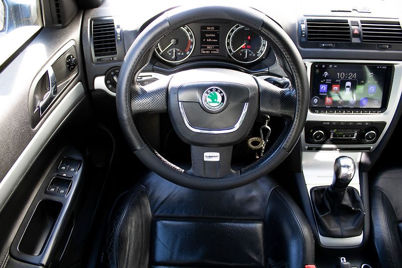 Škoda Octavia - fotka 10 z 21