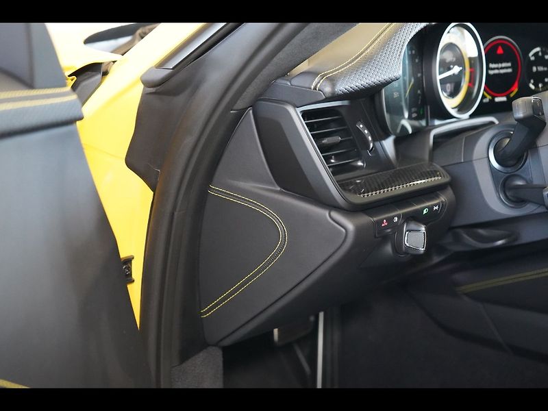 Porsche 911 GT3 Touring, Lift, Bose, PDLS - fotka 26 z 49