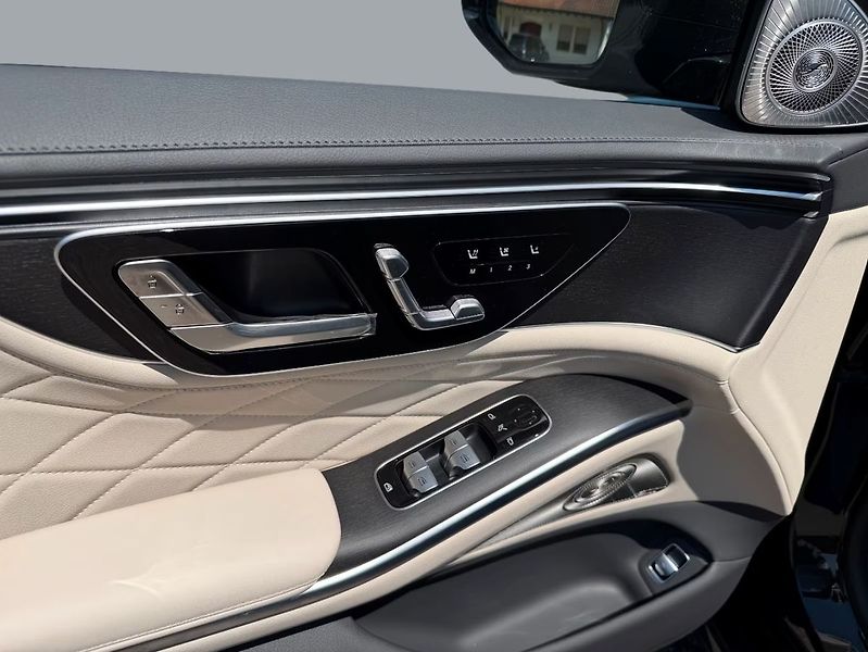 Mercedes-Benz Třídy S (2026) 580 4MATIC AMG, Burmester 4D - fotka 6 z 10