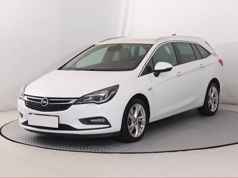 Opel Astra (2017) 1.6 CDTI, Automat, Serv.kniha - fotka 2 z 19