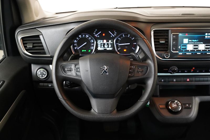 Peugeot Expert - fotka 18 z 27