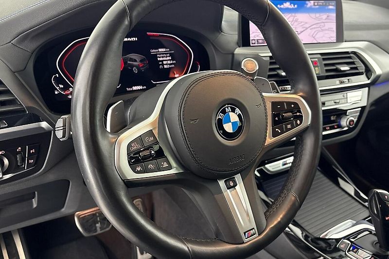 BMW X3 M40i - fotka 23 z 27